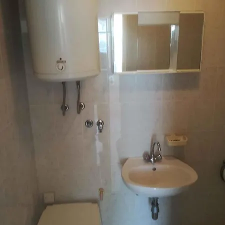 In Kod Senja 27140 *