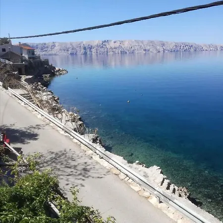 In Starigrad Kod Senja 27140 Apartament