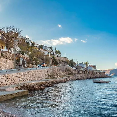 In Kod Senja 27140 * Стариград